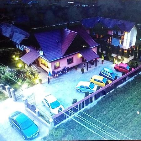 Pensiunea Denisa Sacalusesti Luaran gambar